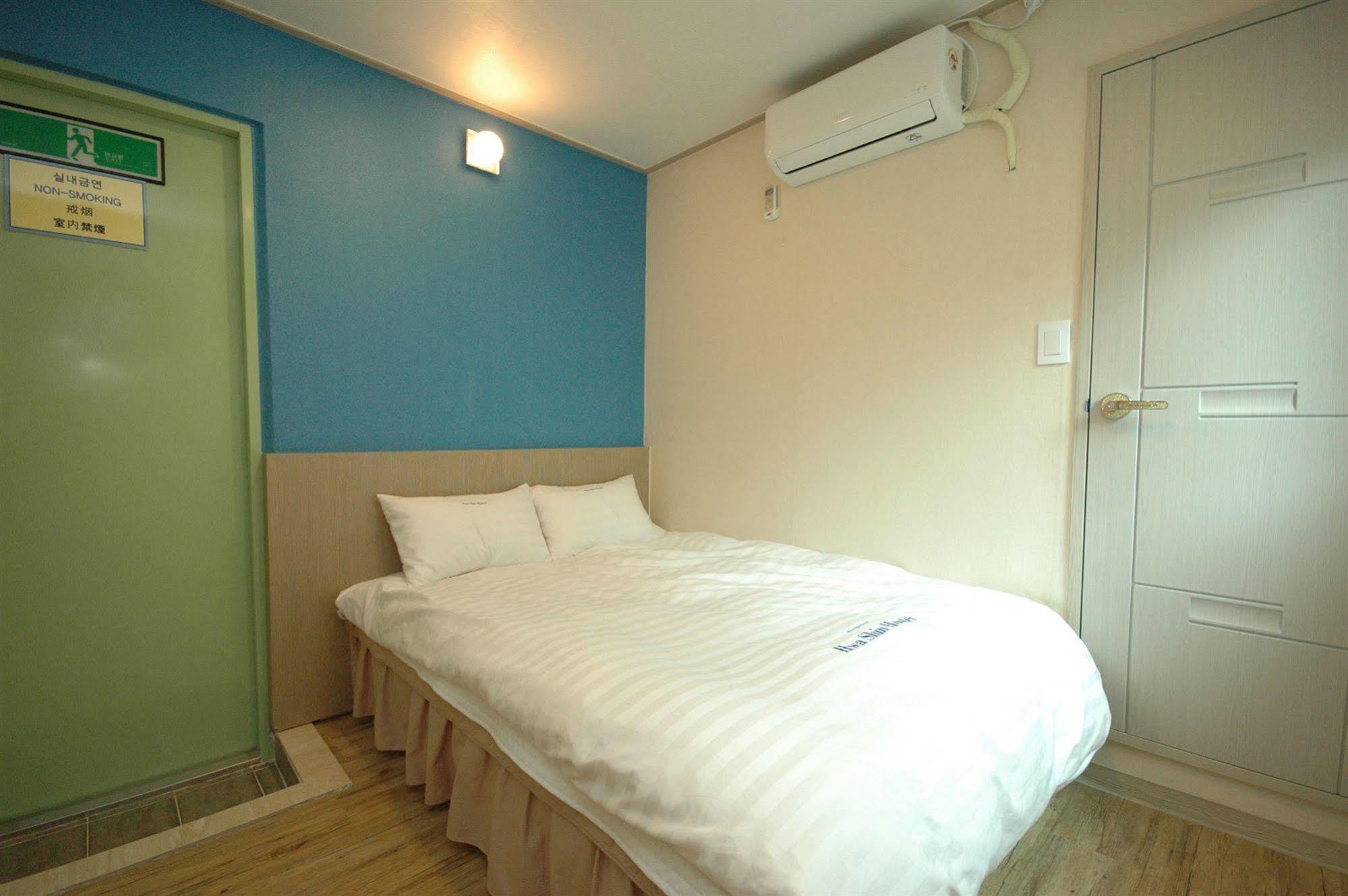 סיאול Dongdaemun Hwashin Hostel מראה חיצוני תמונה